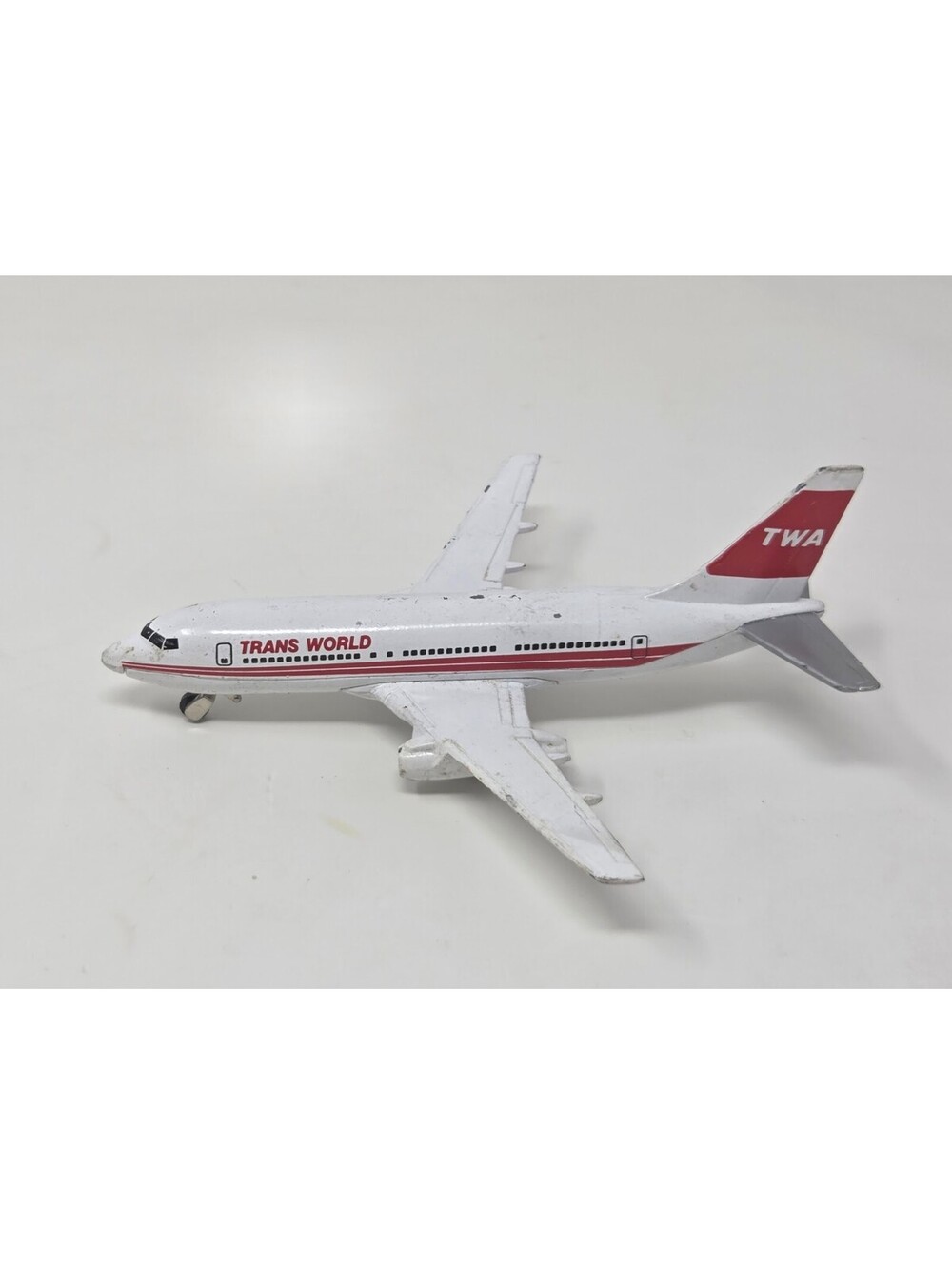 TWA Trans World Airlines Boeing 757 Commercial Jet Die Cast Mode 5.25" by Ertl